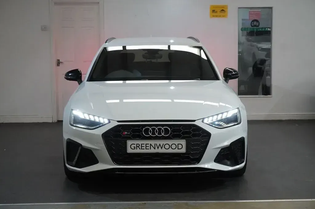 Used Audi S4 Black Edition 347 HP (255 kW) 2020 White Estate