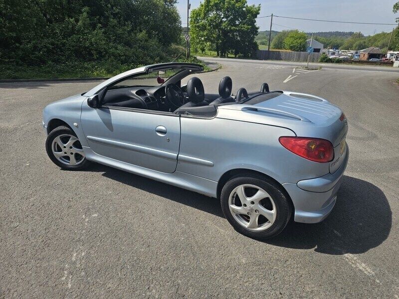 Image 2/4