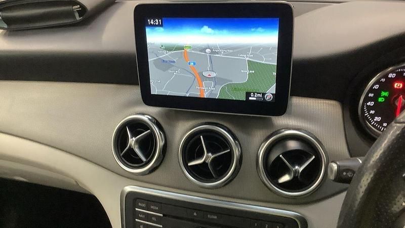 Used Mercedes GLA200 Premium Plus 2018 Grey SUV