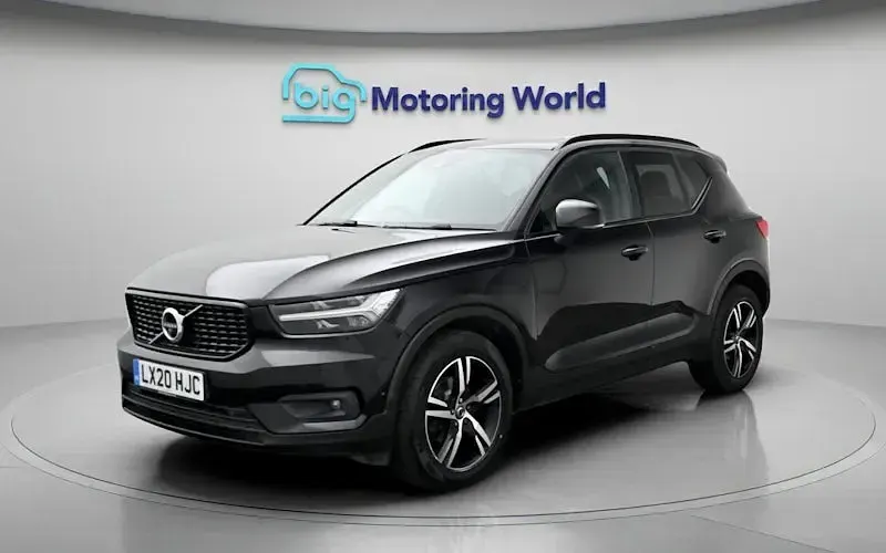 Usado Volvo XC40 R-Design 163 HP (119 kW) 2020 Preto SUV