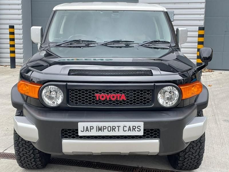 Black Used 2014 Toyota FJ Cruiser Edition SUV | £23,995 - Image 1/4
