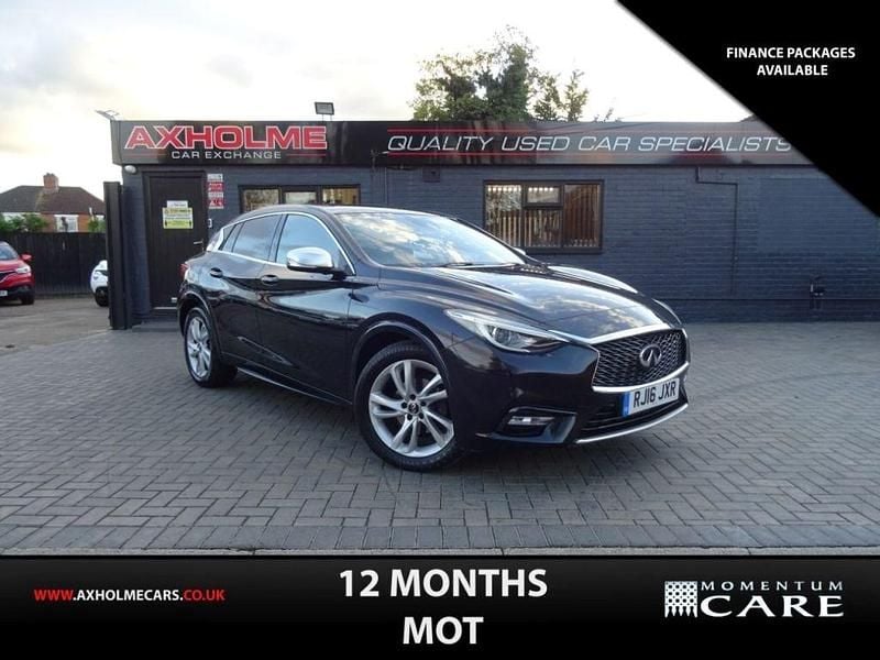 Black Used 2016 Infiniti Q30 Business Executive Hatchback | £8,495 (Fair price) - Image 1/4