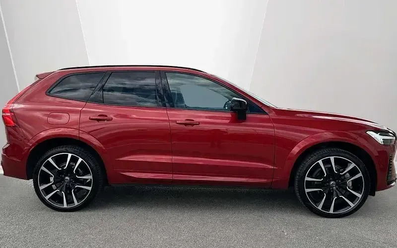 Used Volvo XC60 Ultimate 455 HP (334 kW) 2023 SUV