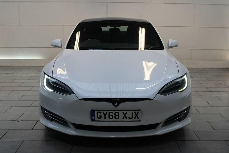 Used Tesla Model S 350 kW (476 HP) 2018 White Hatchback