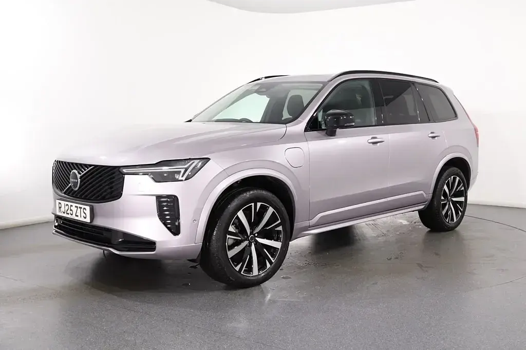 Used Volvo XC90 Plus 455 HP (334 kW) 2025 Silver SUV