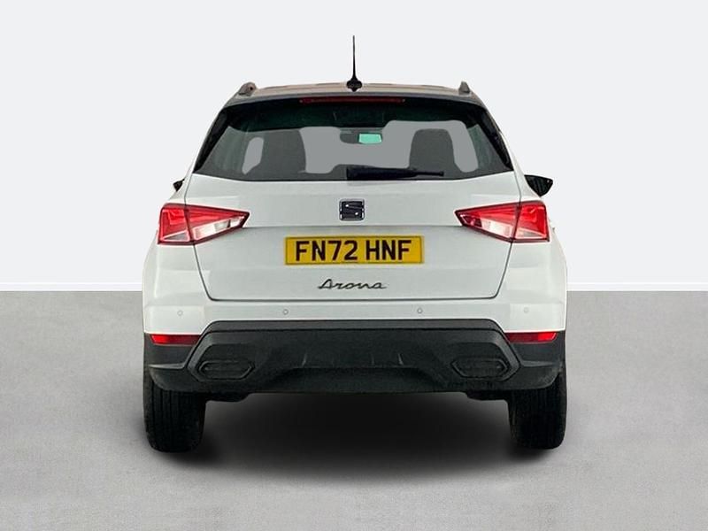 Used Seat Arona SE 2022 White SUV