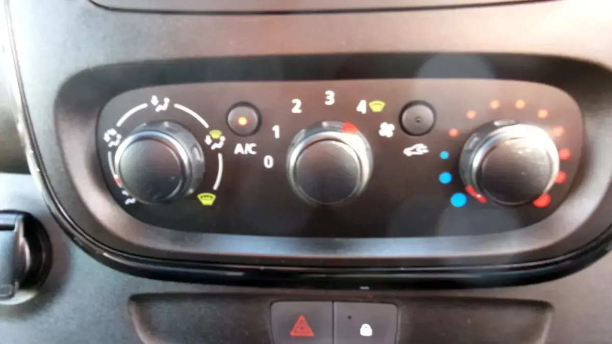 Used Vauxhall Vivaro Sportive 125 HP (91 kW) 2020 Silver MPV