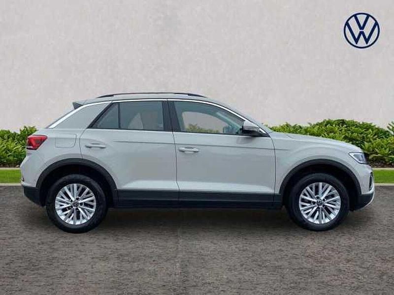 Used VW T-Roc Life 150 HP (110 kW) 2023 Grey SUV
