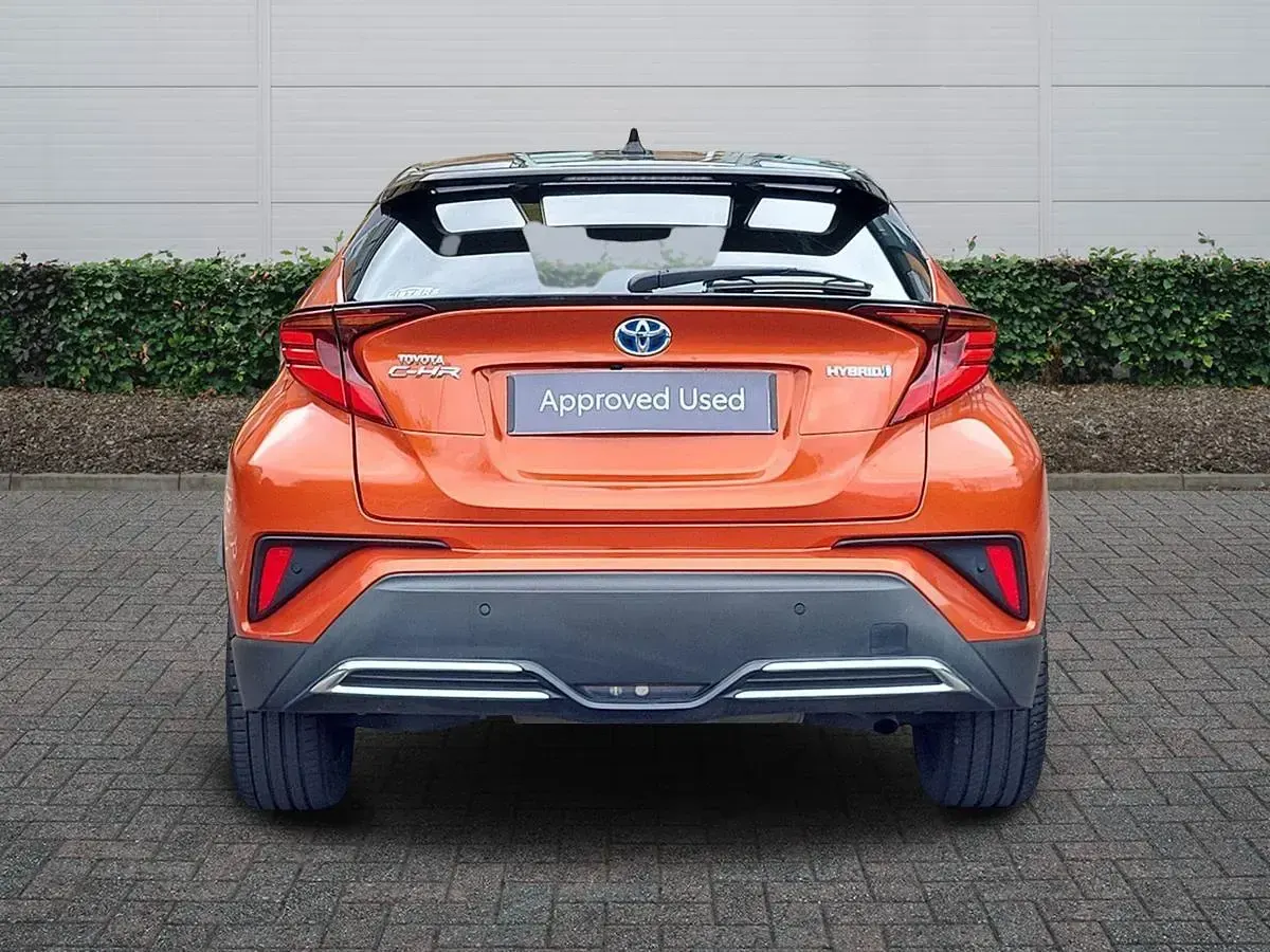 Used Toyota C-HR Edition 184 HP (135 kW) 2021 Orange SUV