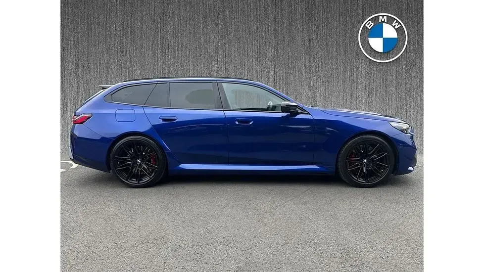 Used BMW M5 Comfort Edition 717 HP (527 kW) 2026 Blue Estate
