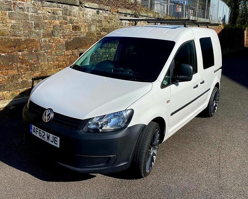 Used VW Caddy 102 HP (75 kW) 2012 White MPV