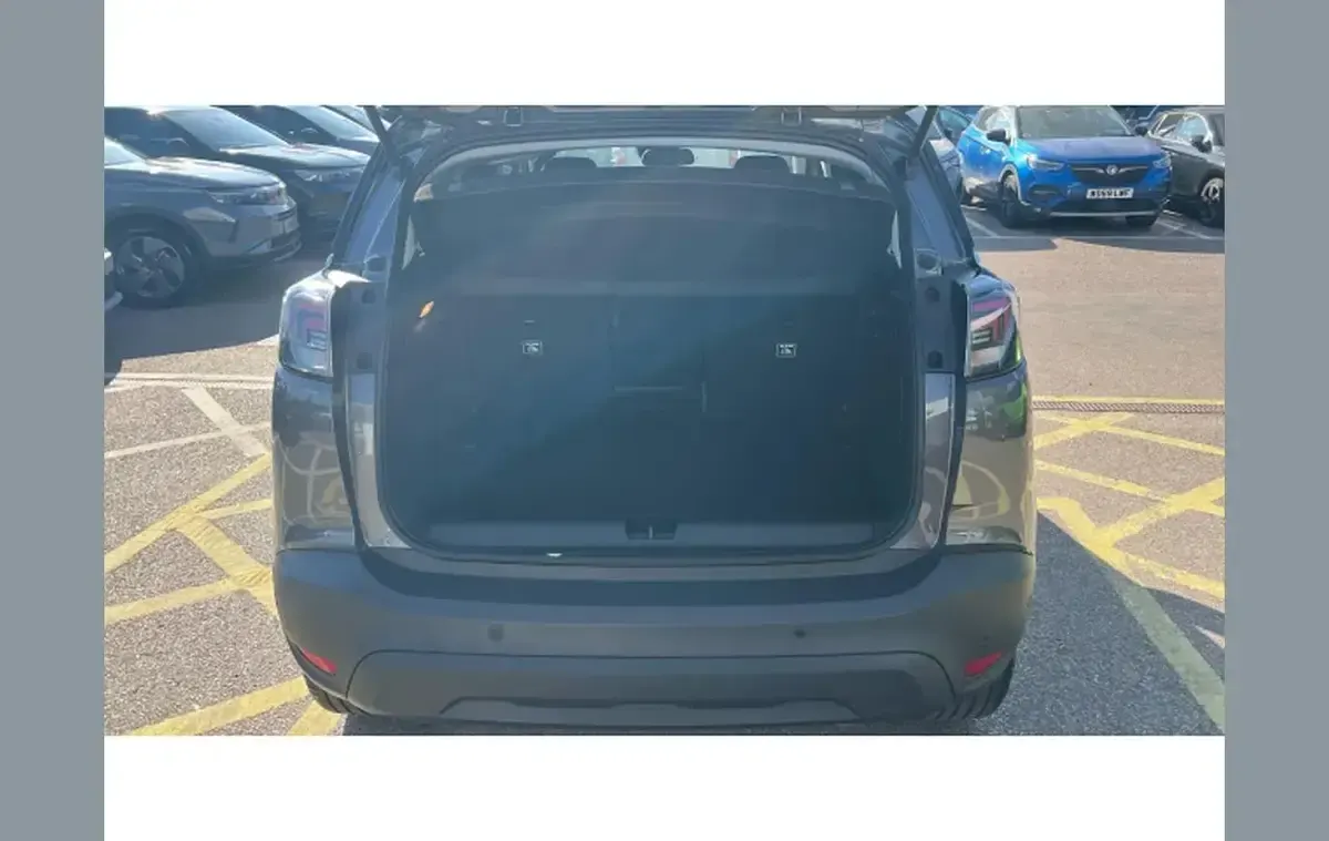 Used Vauxhall Crossland Ultimate 131 HP (96 kW) 2023 Grey SUV