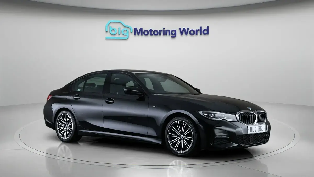 Used BMW 318 M Sport 156 HP (114 kW) 2021 Sedan