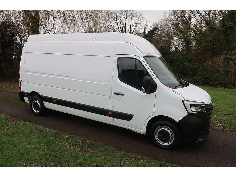 Used Renault Master Business 2022 White Van