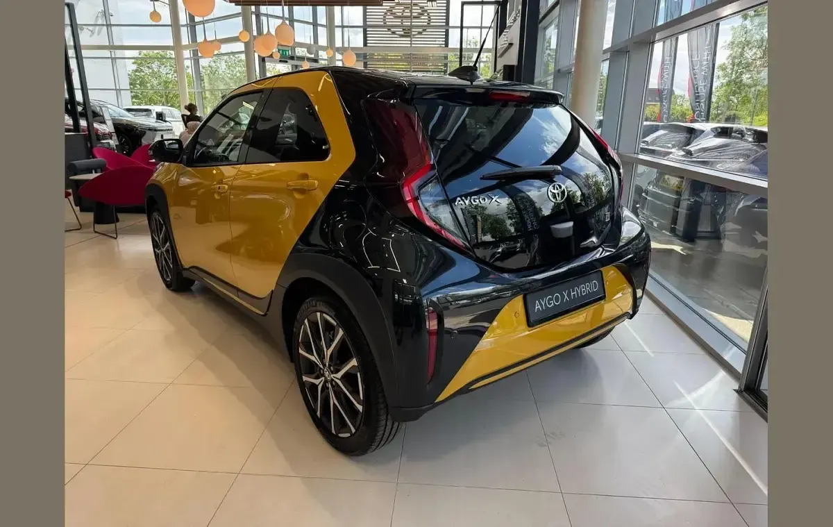 Used Toyota Aygo X Sport 116 HP (85 kW) 2026 Yellow SUV