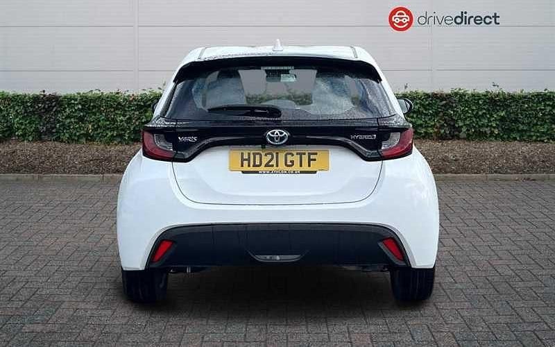 Used Toyota Yaris Hybrid 116 HP (85 kW) 2026 Hatchback