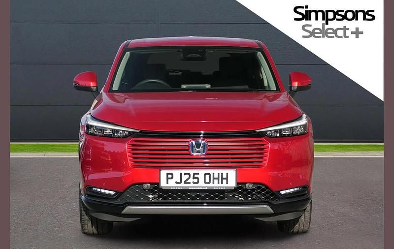Used Honda HR-V Advance 128 HP (94 kW) 2025 Red SUV