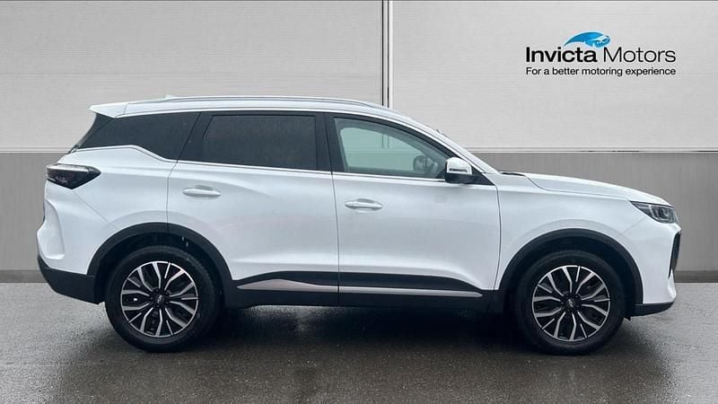 New Chery Tiggo 7 147 HP (108 kW) 2026 Arctic white SUV