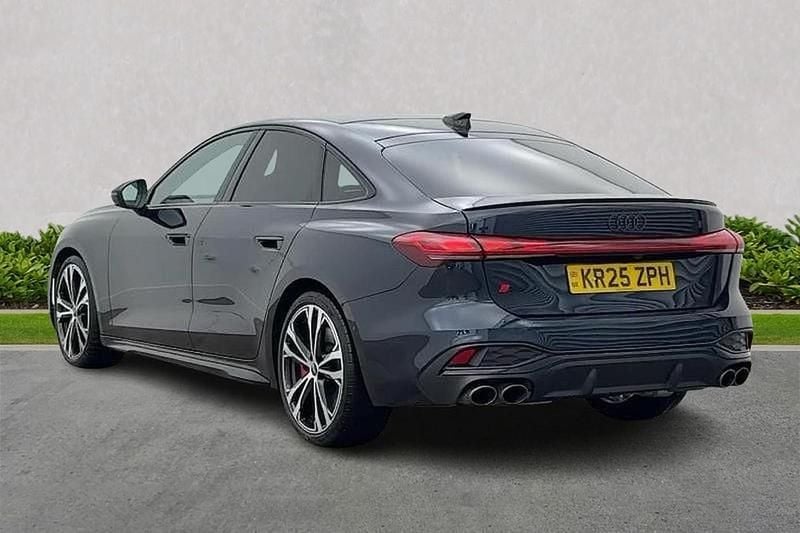 Used Audi A5 Design 367 HP (269 kW) 2025 Blue Estate