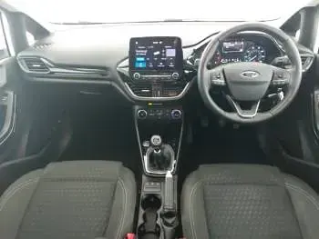 Used Ford Fiesta Zetec 100 HP (73 kW) 2019 White Hatchback