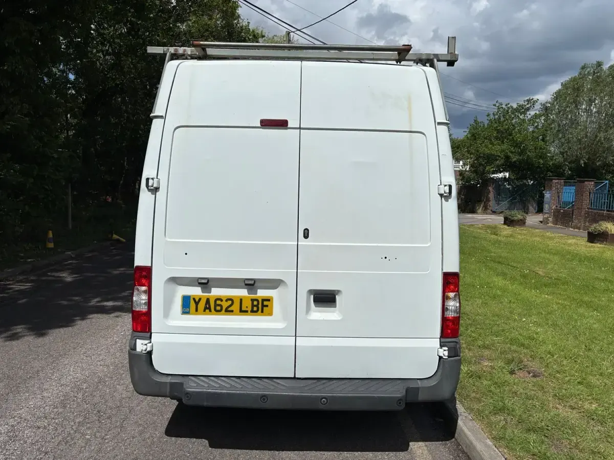 Used Ford Transit 100 HP (73 kW) 2013 White Van