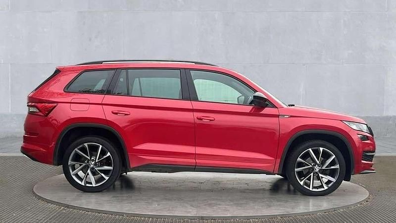 Used Skoda Kodiaq SportLine 150 HP (110 kW) 2019 Red SUV