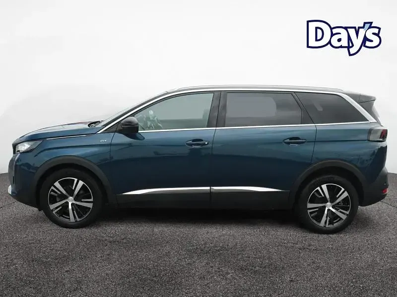 Used Peugeot 5008 GTi 130 HP (95 kW) 2024 Blue SUV