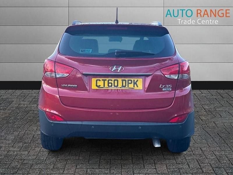 Used Hyundai ix35 Premium 115 HP (84 kW) 2011 Red SUV