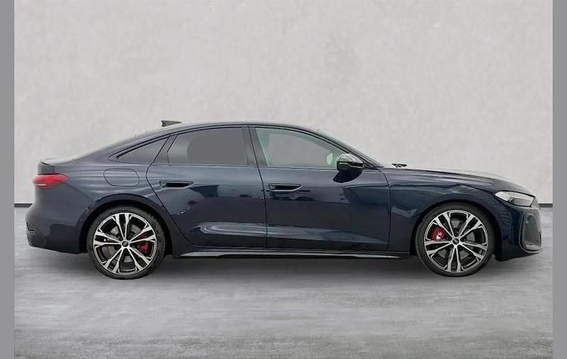 Used Audi S5 Design 367 HP (269 kW) 2025 Blue Estate