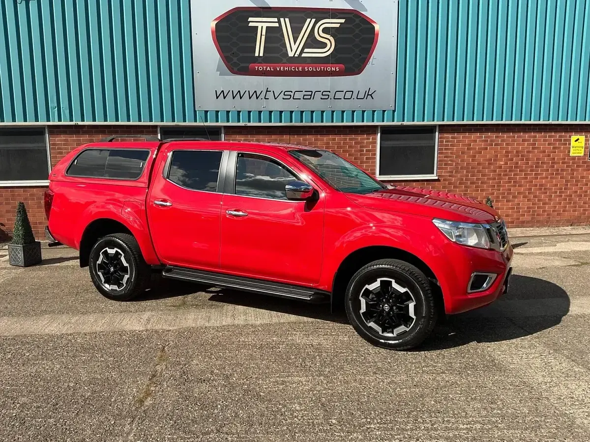 Used Nissan Navara N-Connecta 2019 Red Pickup