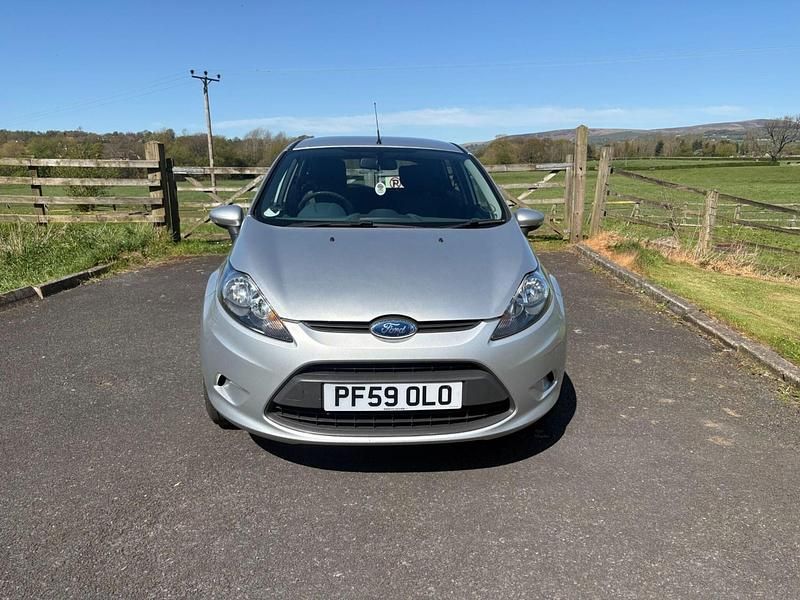 Used Ford Fiesta 2010 Silver Hatchback