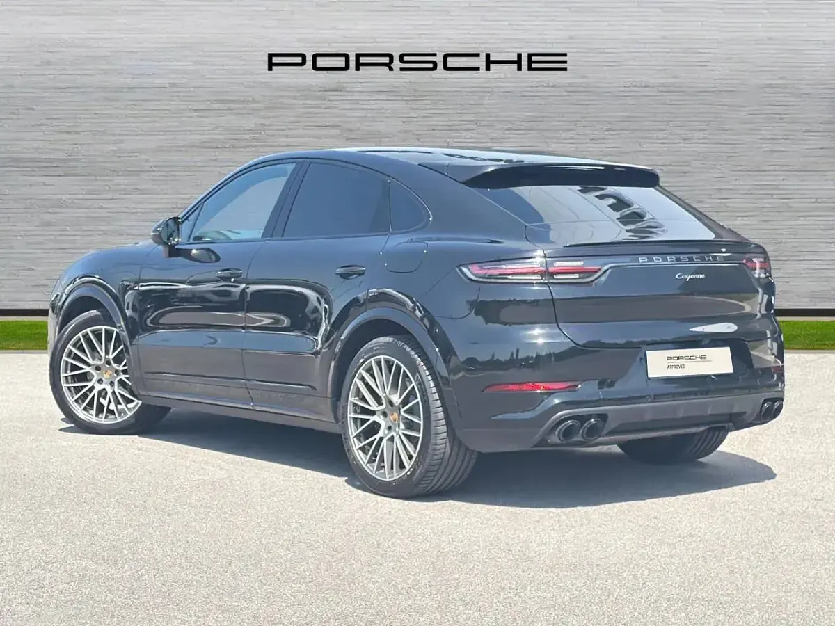 Used Porsche Cayenne Platinum Edition 2023 Black SUV