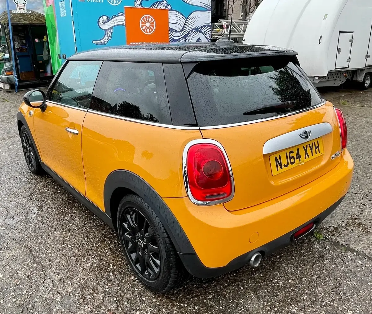 Used Mini Cooper D Hatch 114 HP (83 kW) 2014 Orange Hatchback