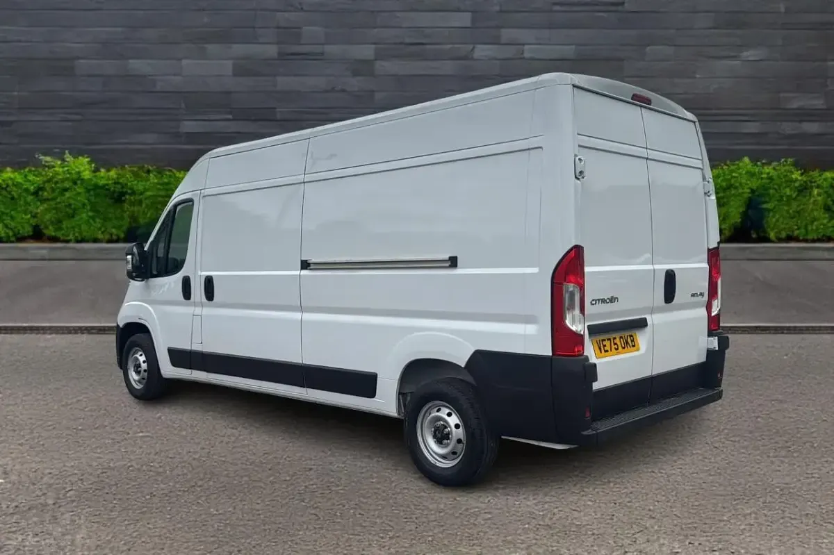 Novo Citroën Relay 138 HP (101 kW) 2026 Branco Van