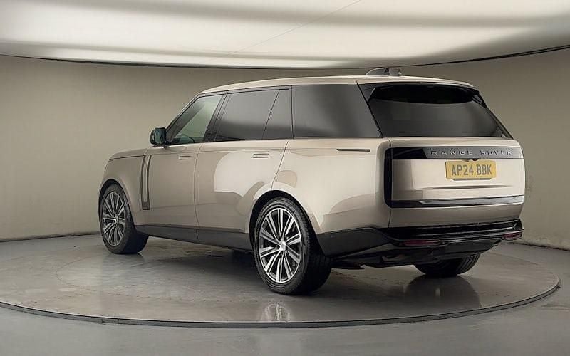 Used Land Rover Range Rover Autobiography 400 HP (294 kW) 2023 Batumi gold SUV