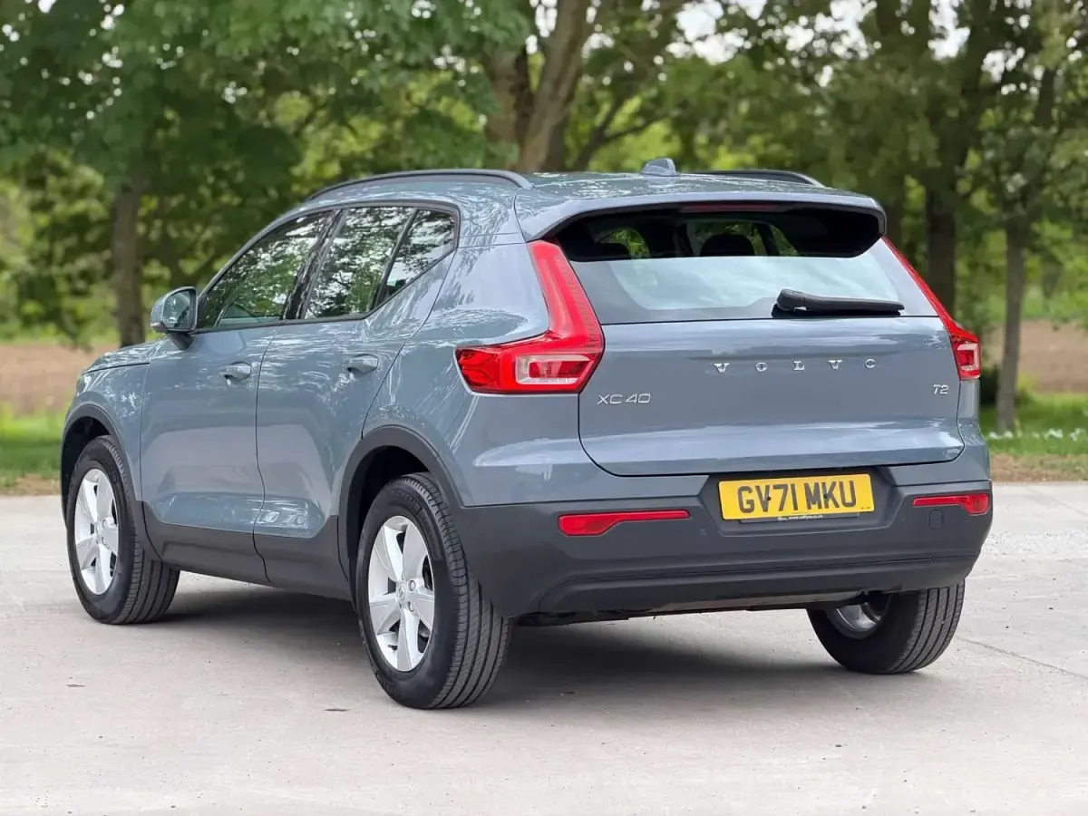 Second-hand Volvo XC40 Momentum 2022 Gri SUV