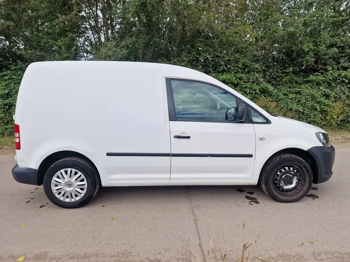 Used VW Caddy Startline 75 HP (55 kW) 2015 White MPV