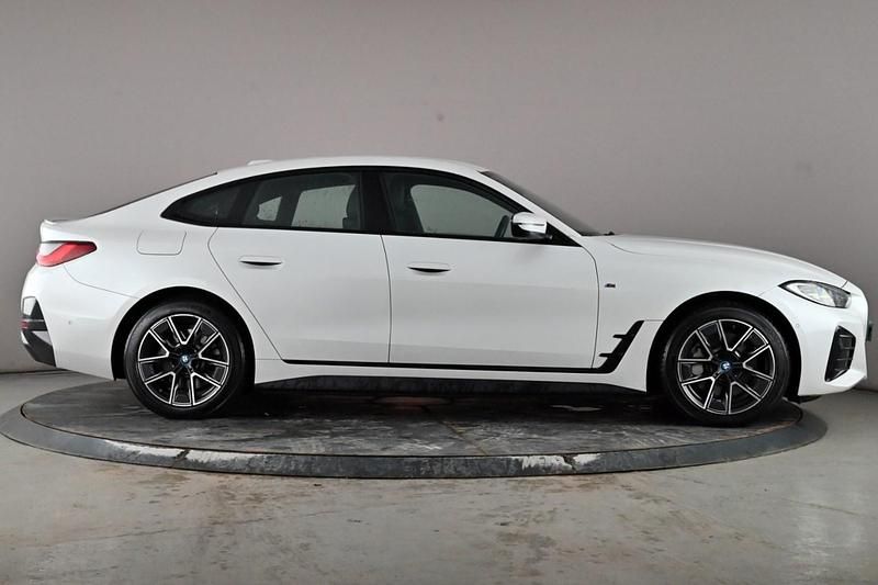 Used BMW i4 M Sport 250 kW (340 HP) 2022 White Sedan