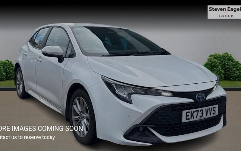 Used Toyota Corolla 140 HP (102 kW) 2026 Hatchback