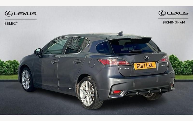 Used Lexus CT200h 136 HP (100 kW) 2017 Hatchback