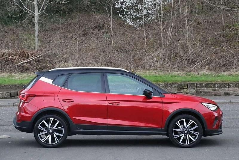 Used Seat Arona FR 108 HP (79 kW) 2023 Red SUV