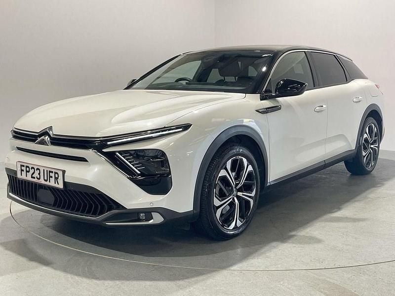 White Used 2023 Citroën C5 X Shine Estate | £17,999 (Fair price) - Image 1/4