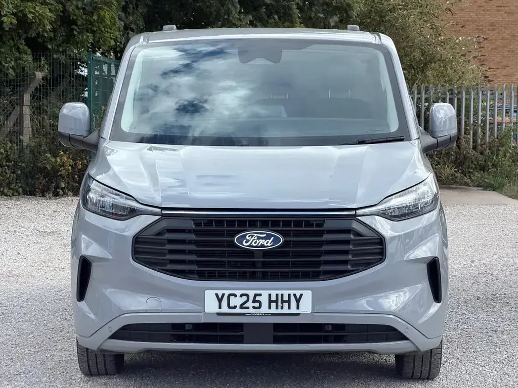 Used Ford Transit Custom Limited 136 HP (100 kW) 2025 Grey Van