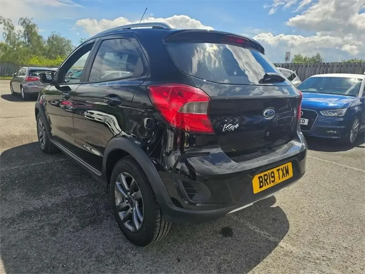 Used Ford Ka Plus Active 85 HP (62 kW) 2019 Black Hatchback