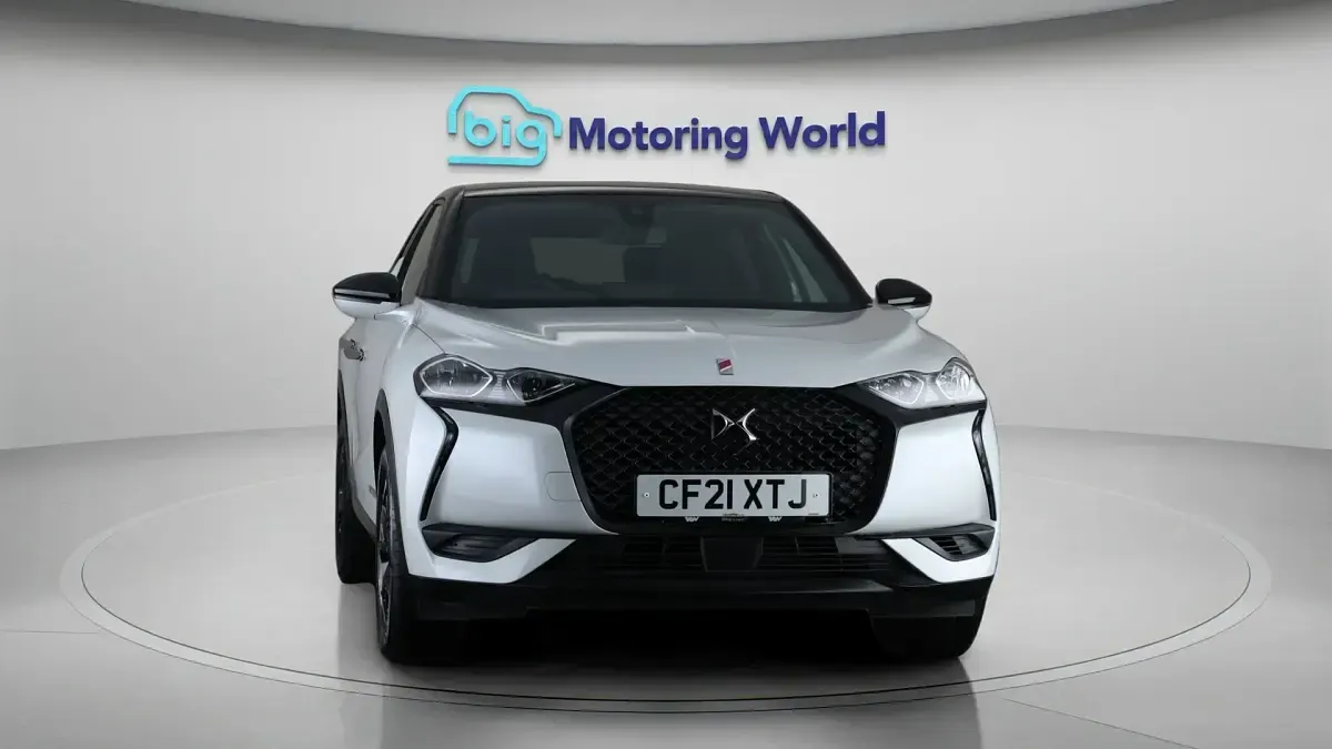 Used DS Automobiles DS3 Crossback Performance 131 HP (96 kW) 2021 White SUV