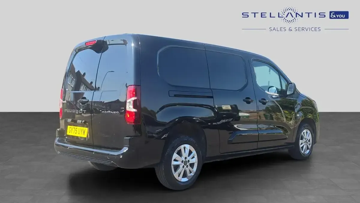 Used Peugeot Partner 129 HP (94 kW) 2025 Black MPV