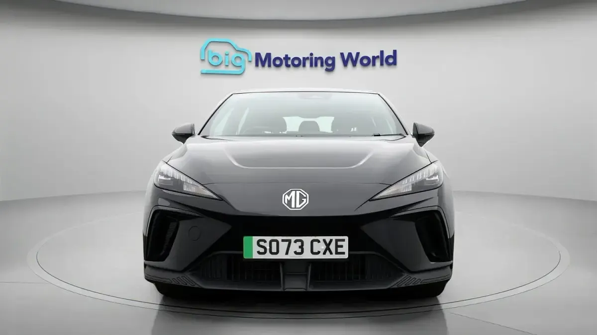 Used MG MG4 EV SE 319 kW (435 HP) 2023 Black Hatchback