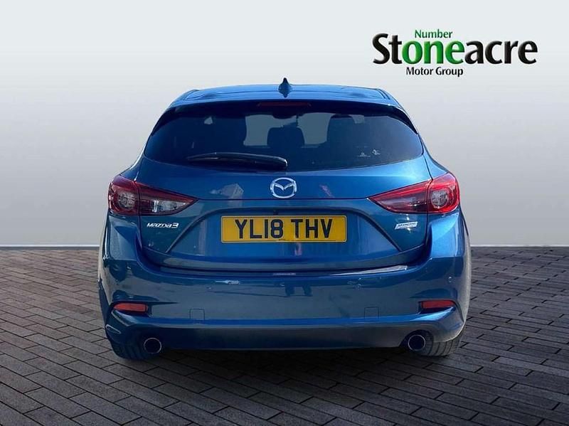 Used Mazda 3 Inclusive 121 HP (88 kW) 2018 Blue Hatchback
