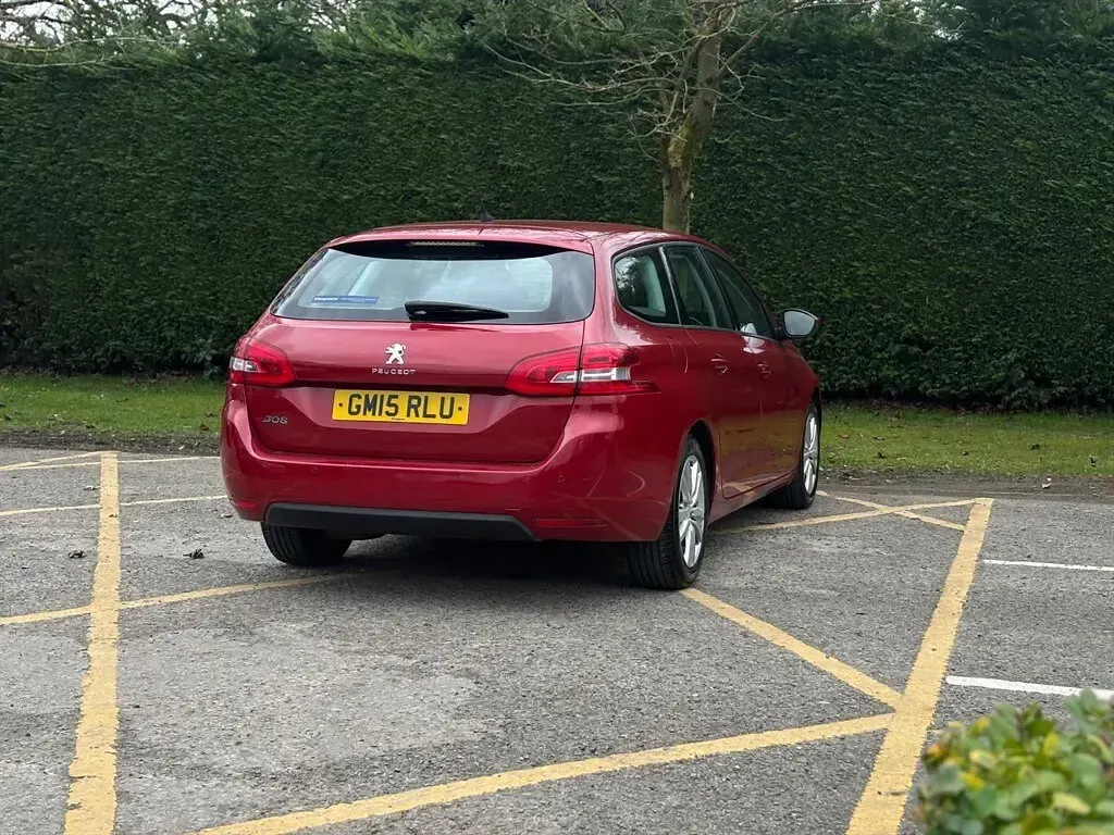 Used Peugeot 308 Active 2015 Red Estate