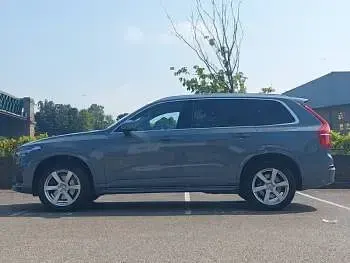 Used Volvo XC90 Core 250 HP (183 kW) 2022 Grey SUV